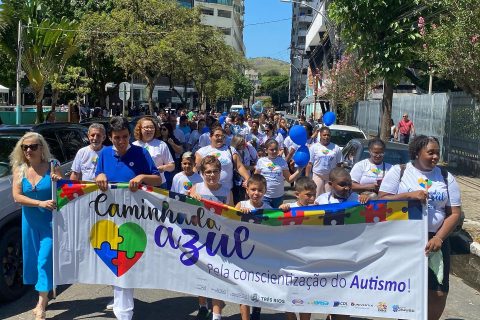 Sicomércio Três Rios participa de “Caminhada Azul” promovida pela Prefeitura de Três Rios em prol da Conscientização do Autismo
