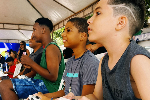 Domingo de Compras e Lazer reúne famílias em dia de diversão e boas compras em Paraíba do Sul